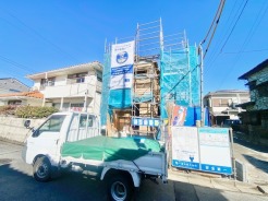 三咲駅まで徒歩10分！1月撮影