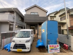 南東道路　2階リビングで日当たり良好！　12月撮影