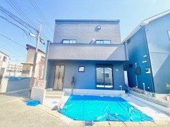 がっちりした骨組で安心♪保険により万が一の瑕疵(欠陥)補修費用を１０年間サポート！１０年保証付きの新築一戸建です♪