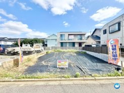 周辺は落ち着いた住環境が広がり穏やかな日常を描ける空間です
