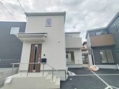 フラット３５Ｓ利用可能ですよ♪固定金利なので月々の支払が安定し、家計にゆとりが生まれますね♪