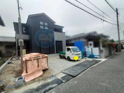 【1号棟】（2025年6月初旬に撮影）
平日もご見学可能です◎
ご質問等ございましたら、お気軽にお問い合わせください(^^)/