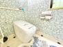 温水洗浄機能便座がついたトイレです♪