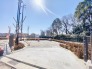 敷地内にある公園です。