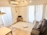 一日の中で多くの時間を過ごすリビング。大きな窓から入り込む日差しなので、室内は明るく心地よい場所になります。