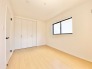 清潔感のあるホワイトカラーで統一されており、飽きの来ないお部屋で作りができます