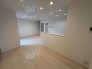 【2号地】
～リビングに広がる家族のストーリー～
「笑顔と安らぎに包まれたほっこりとした場所」
シンプルで落ち着いた美しさが、空間にそっと寄り添います。