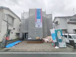 がっちりした骨組で安心♪保険により万が一の瑕疵(欠陥)補修費用を10年間サポート!10年保証付きの新築一戸建です♪