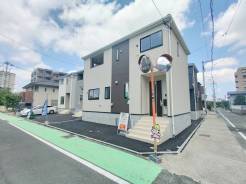 (2号棟)スタイリッシュな佇まいが魅力♪暮らしやすさを考えた設計で、ご家族の新生活を応援します!